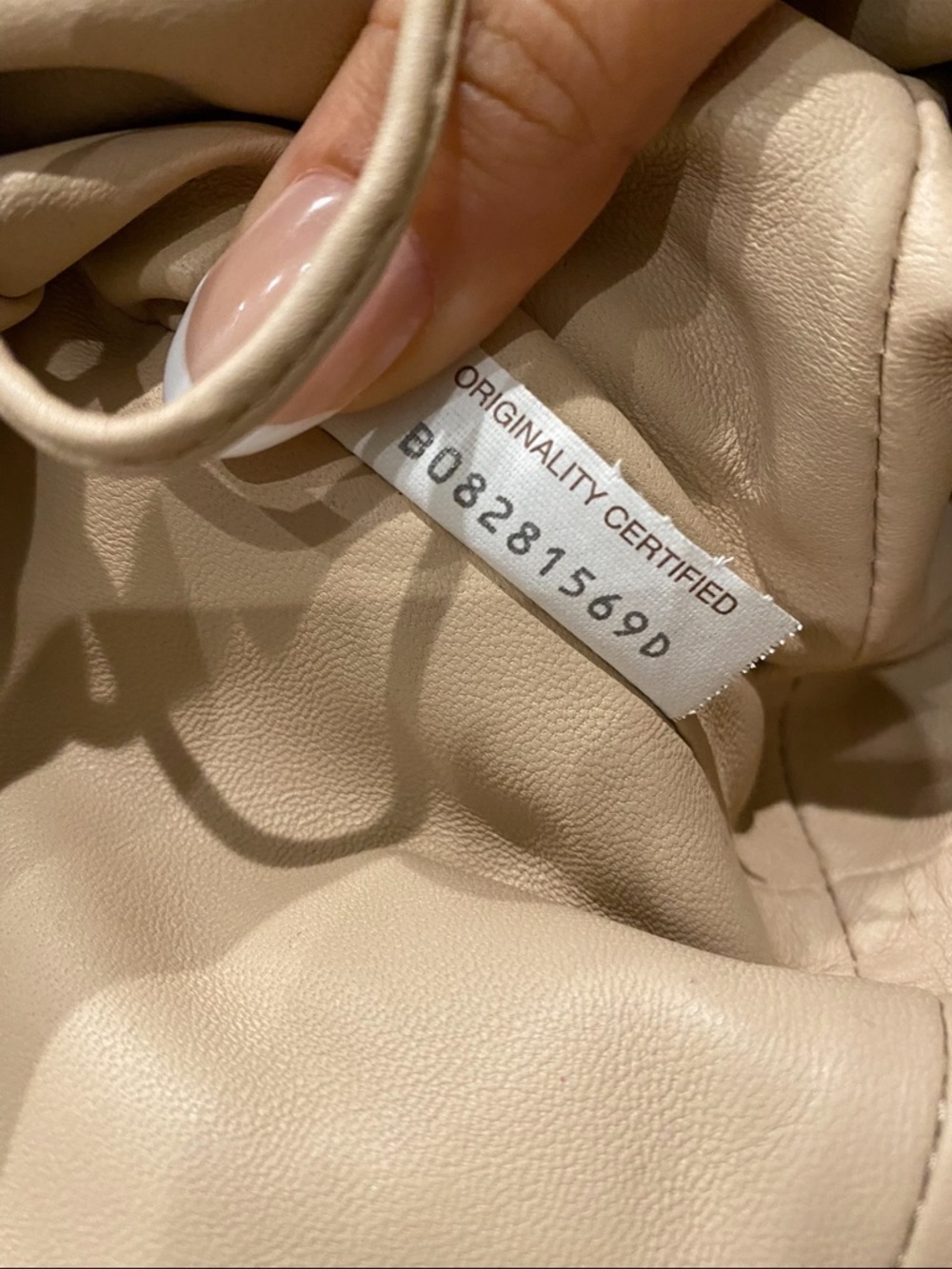Bottega Veneta Nappa Intrecciato The Mini Pouch Porridge - Picture 2 of 9